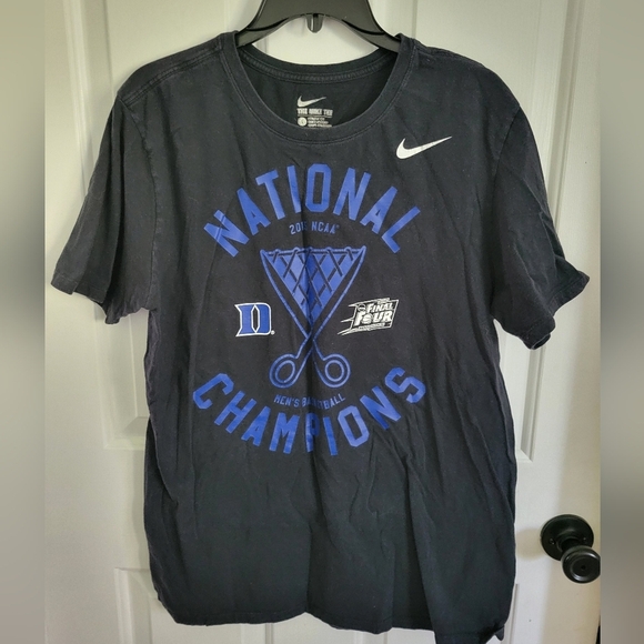 Nike Duke Blue Devils 2015 NCAA Basketball National Champions Black Size Large - Picture 1 of 4